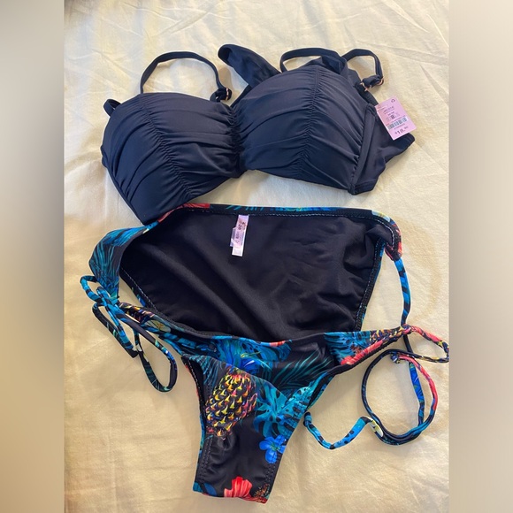 Two piece swimsuit - Picture 2 of 5